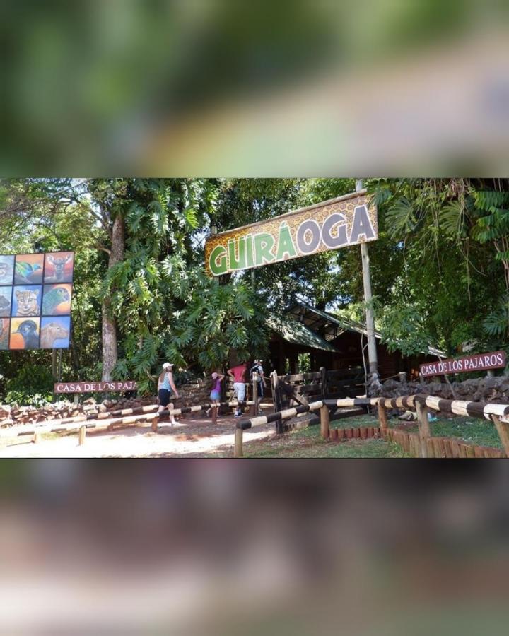 Hostel El Amanecer Puerto Iguazú Exterior foto
